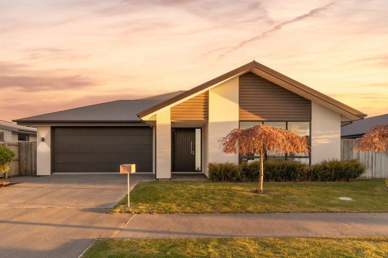 Photo of property in 5 Urihia Street, Marshland, Christchurch, 8083