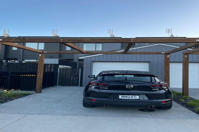 Photo of property in 31/1 Scott Road, Hobsonville, Auckland, 0616