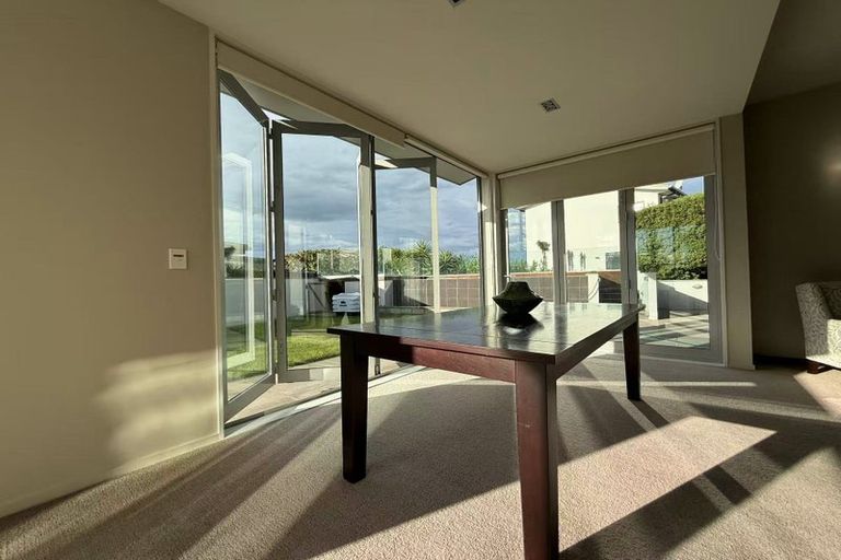 Photo of property in 9 Stonewall Place, Huntsbury, Christchurch, 8022