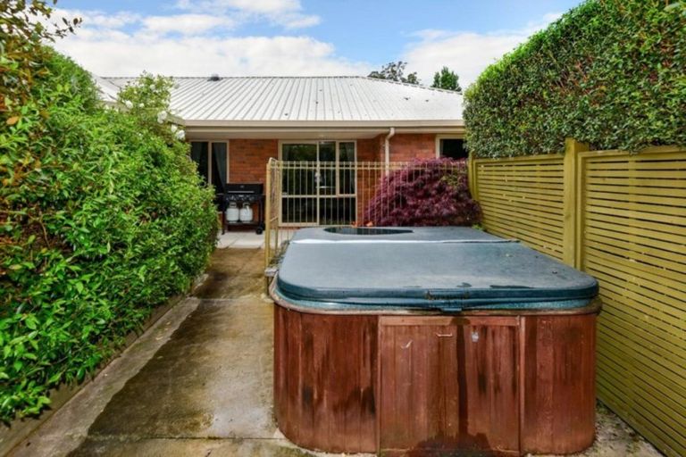 Photo of property in 1 Claude Hendry Lane, Hoon Hay, Christchurch, 8025