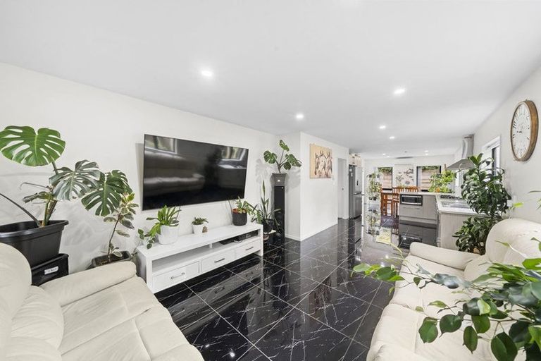 Photo of property in 5e James Road, Manurewa, Auckland, 2102