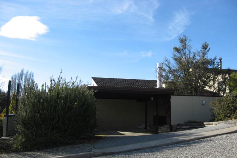 Photo of property in 10 Chalmers Street, Wanaka, 9305