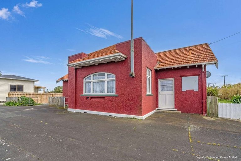 Photo of property in 14 Ruawai Wharf Road, Ruawai, 0530