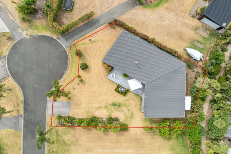 Photo of property in 4 Coral Place, Matapouri, Whangarei, 0173