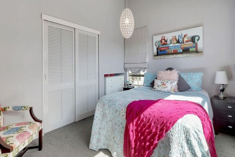 Photo of property in 11 Leeward Drive, Whitby, Porirua, 5024