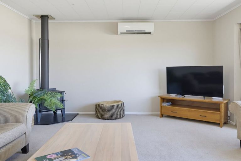 Photo of property in 48 Gillies Avenue, Taupo, 3330