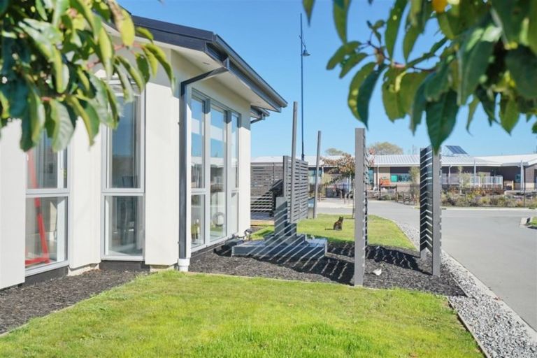 Photo of property in 38 Solander Road, Pegasus, 7612