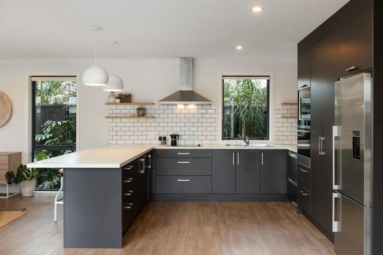 Photo of property in 5 Raiha Street, Papamoa Beach, Papamoa, 3118