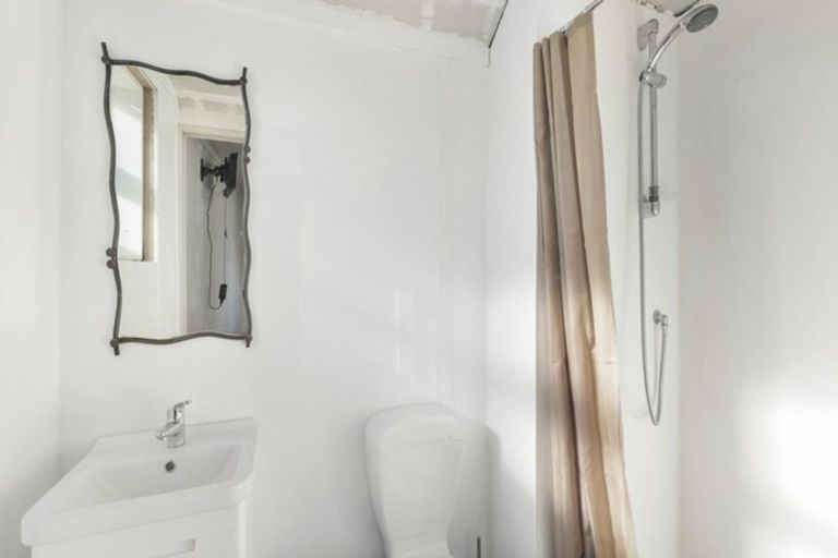 Photo of property in 19 Moyna Avenue, Dallington, Christchurch, 8061