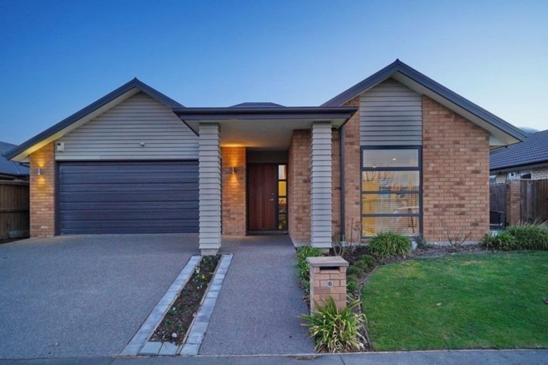 Photo of property in 6 Cognac Drive, Yaldhurst, Christchurch, 8042