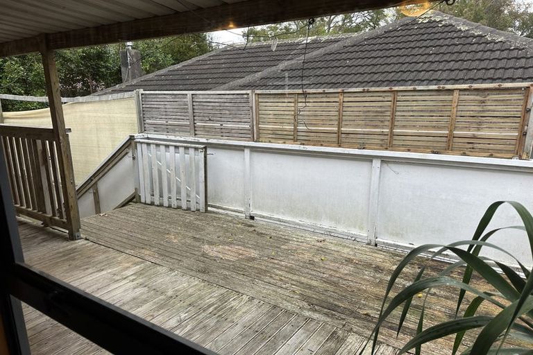 Photo of property in 188 Lake Road, Northcote, Auckland, 0627