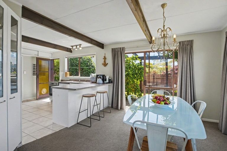 Photo of property in 95b Eatwell Avenue, Paraparaumu Beach, Paraparaumu, 5032