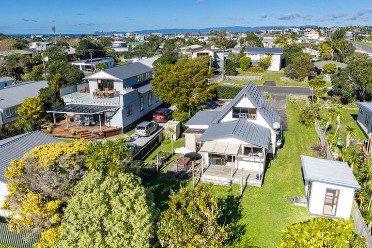Photo of property in 31 Bream Bay Drive, Ruakaka, 0116