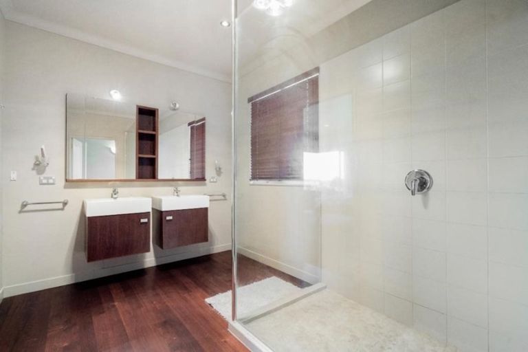 Photo of property in 124 Three Oaks Drive, Dairy Flat, Albany, 0794