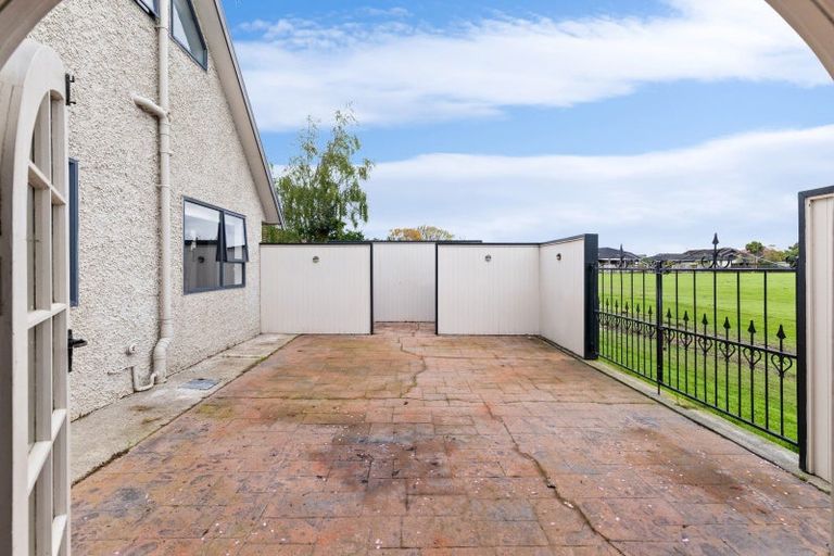 Photo of property in 113 John F Kennedy Drive, Milson, Palmerston North, 4414