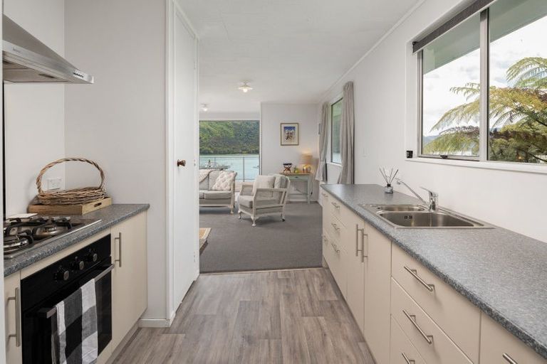 Photo of property in 685 Queen Charlotte Drive, Havelock, Picton, 7281