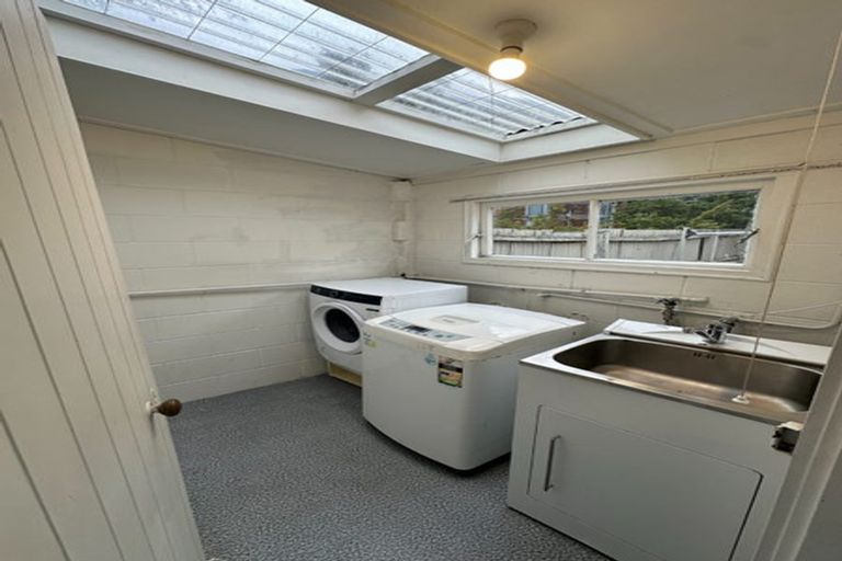 Photo of property in 5 Howe Street, North Dunedin, Dunedin, 9016