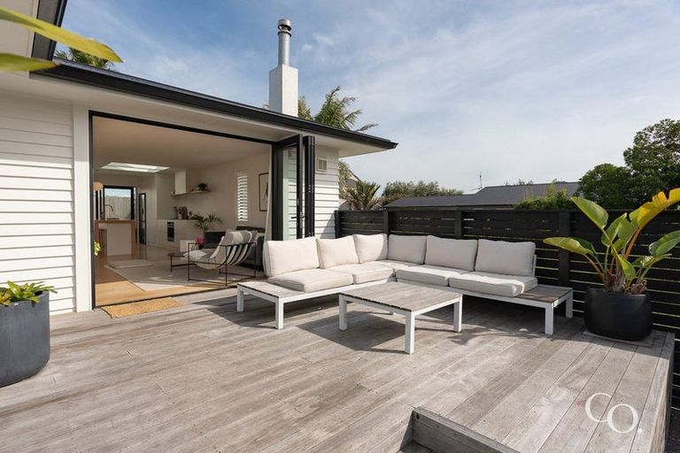 Photo of property in 8a Riverton Road, Mount Maunganui, 3116