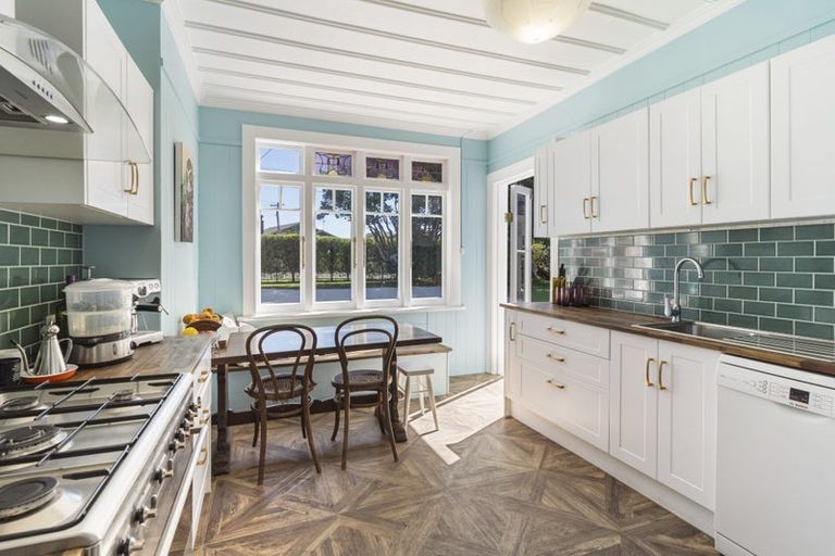 Photo of property in 128 Gray Avenue, Papatoetoe, Auckland, 2024