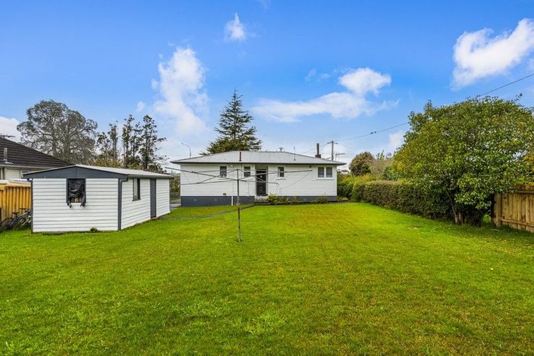 Photo of property in 318 Swanson Road, Henderson, Auckland, 0610