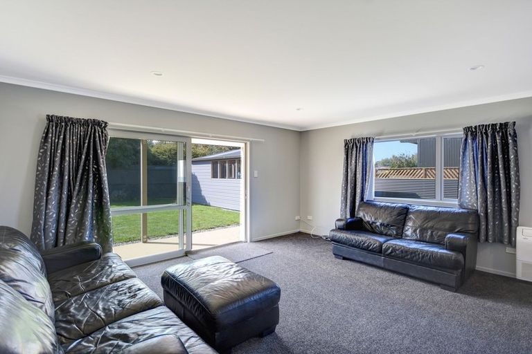 Photo of property in 122 Henry Street, Waikouaiti, 9510