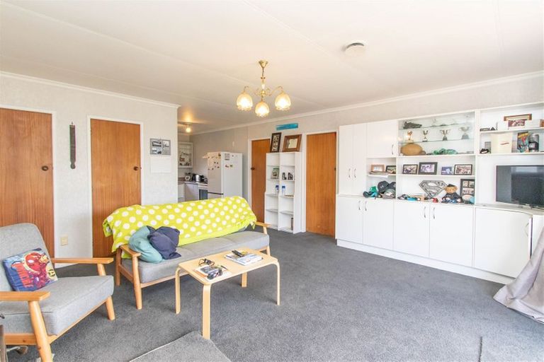 Photo of property in 2c Tawa Street, Inglewood, 4330