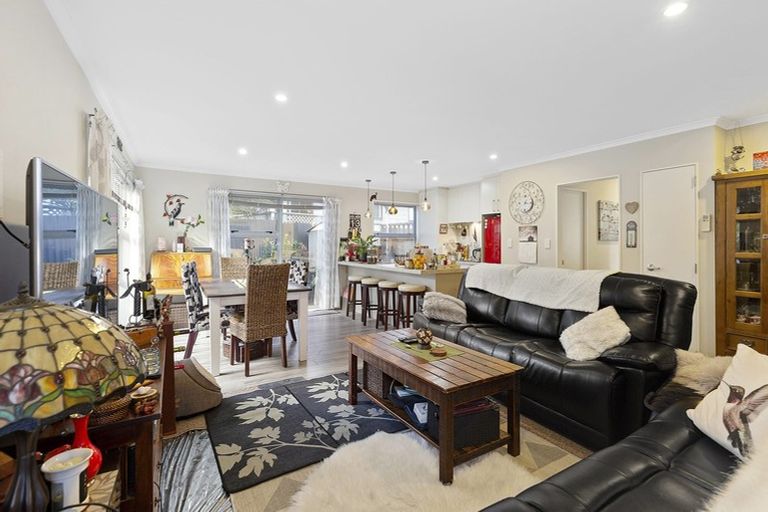 Photo of property in 59a Huanui Street, Ranui, Porirua, 5024