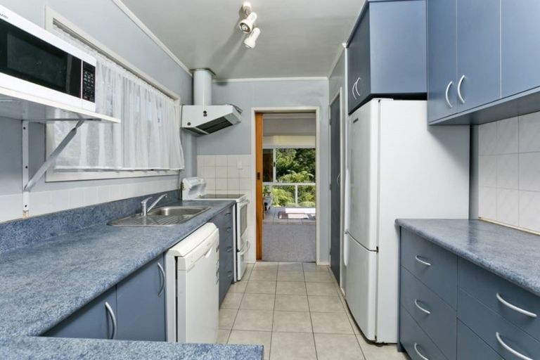 Photo of property in 93 John Downs Drive, Browns Bay, Auckland, 0630