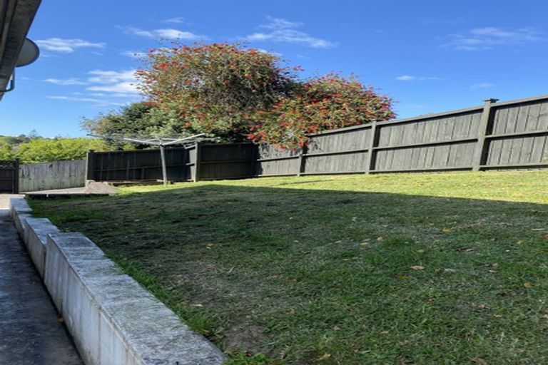 Photo of property in 1/30 Acacia Road, Torbay, Auckland, 0632