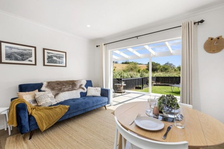 Photo of property in 30 Uenuku Avenue, Raglan, 3225