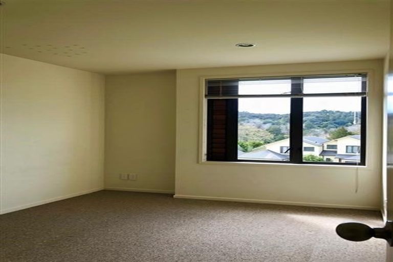Photo of property in 28/11 The Avenue, Albany, Auckland, 0632
