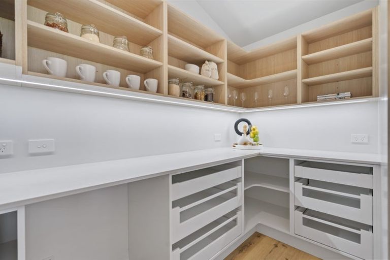 Photo of property in 10 Korimako Lane, One Tree Point, 0118