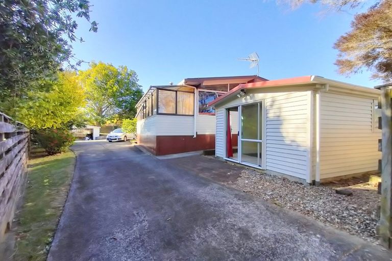 Photo of property in 78 Archmillen Avenue, Pakuranga Heights, Auckland, 2010