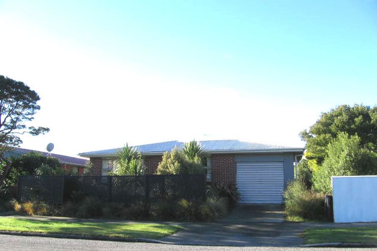 Photo of property in 33 Landsdowne Terrace, Cashmere, Christchurch, 8022