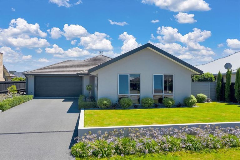Photo of property in 23 Churchill Drive, Rangiora, 7400