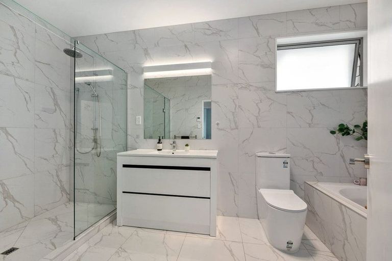 Photo of property in 3 Tararua Street, Massey, Auckland, 0614