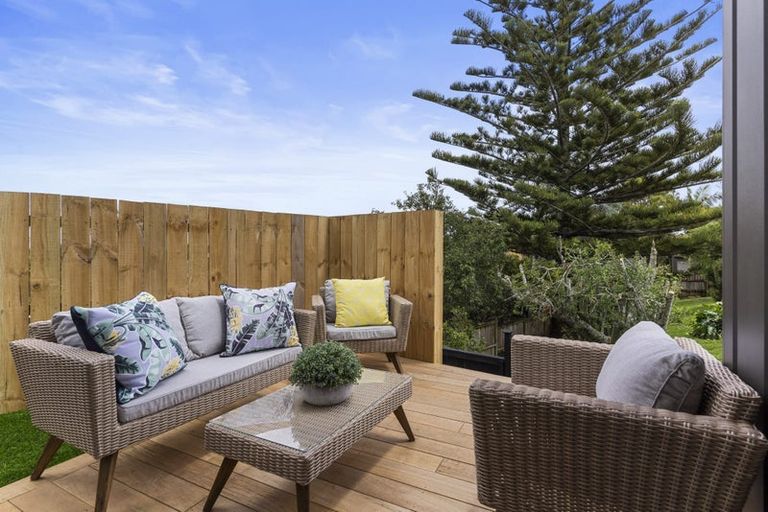 Photo of property in 33a Patons Road, Howick, Auckland, 2014