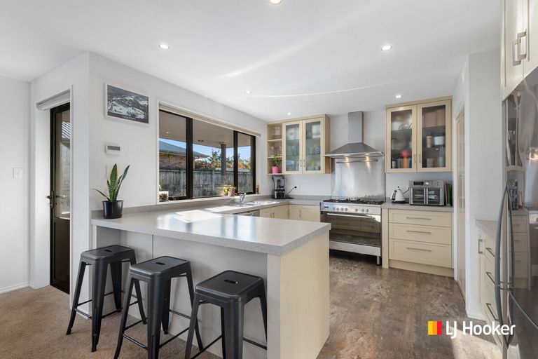 Photo of property in 1 White Hart Lane, Mosgiel, 9024