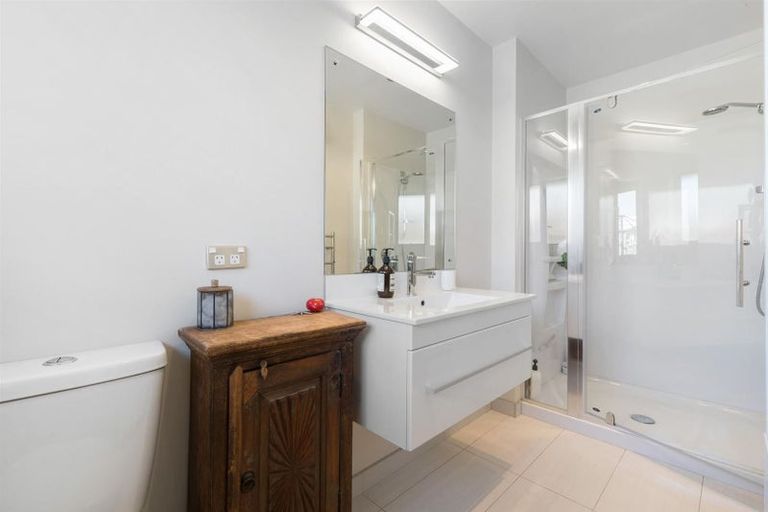 Photo of property in 60 Quinnat Street, Albert Town, Wanaka, 9305