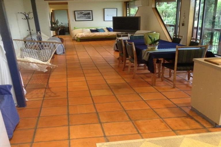 Photo of property in 14 Hobday Lane, Mount Pleasant, Christchurch, 8081