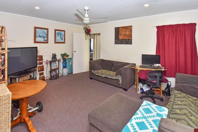 Photo of property in 20 Minton Place, Manurewa, Auckland, 2102