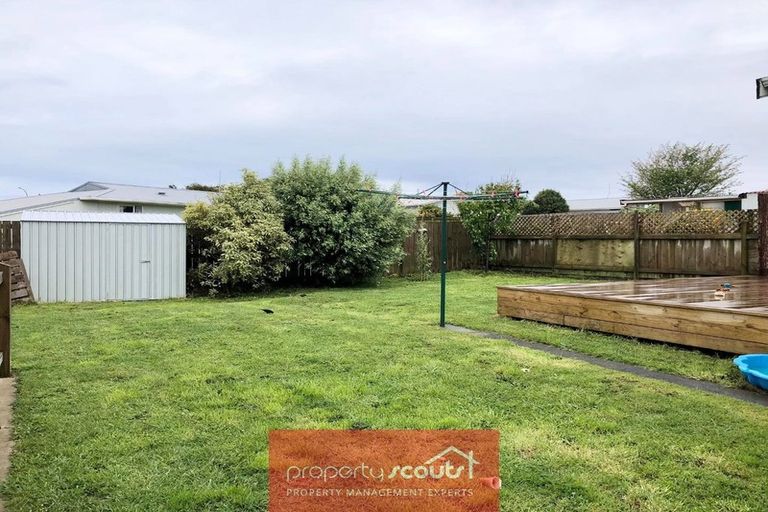 Photo of property in 33 Camellia Avenue, Bell Block, New Plymouth, 4312