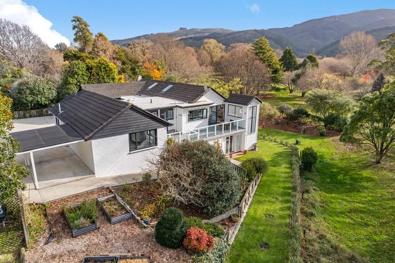 Photo of property in 66 Barton Road, Heretaunga, Upper Hutt, 5018