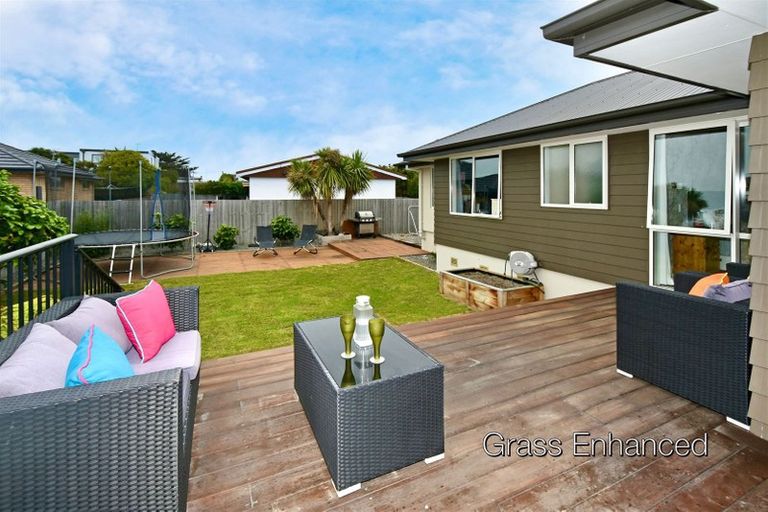 Photo of property in 369 Pine Avenue, South New Brighton, Christchurch, 8062