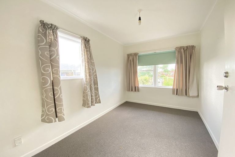 Photo of property in 97 Clovelly Road, Bucklands Beach, Auckland, 2012