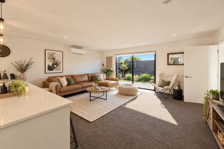Photo of property in 4/242 Edgeware Road, Edgeware, Christchurch, 8013