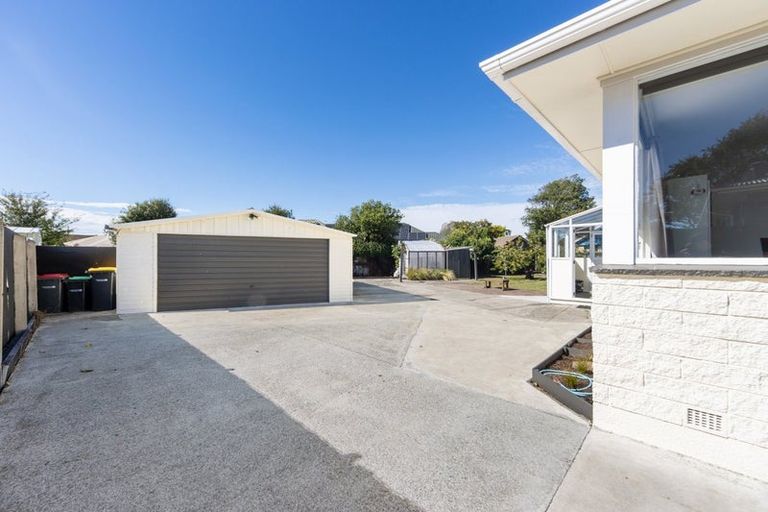Photo of property in 58a Cottonwood Street, Parklands, Christchurch, 8083