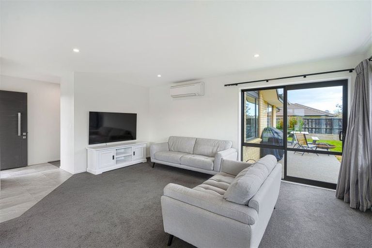 Photo of property in 14 Ridgeway Avenue, Rolleston, 7615