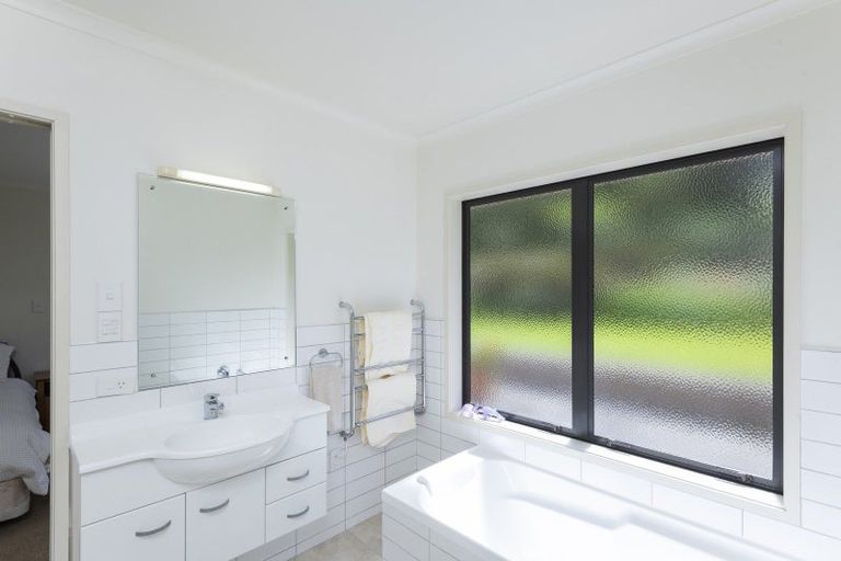 Photo of property in 30 Dryden Street, Whataupoko, Gisborne, 4010