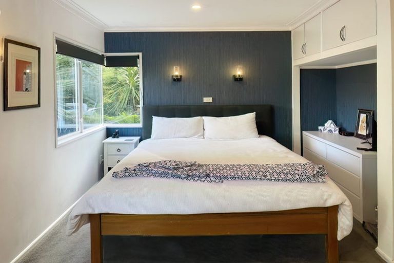 Photo of property in 39 Emlyn Place, Torbay, Auckland, 0630